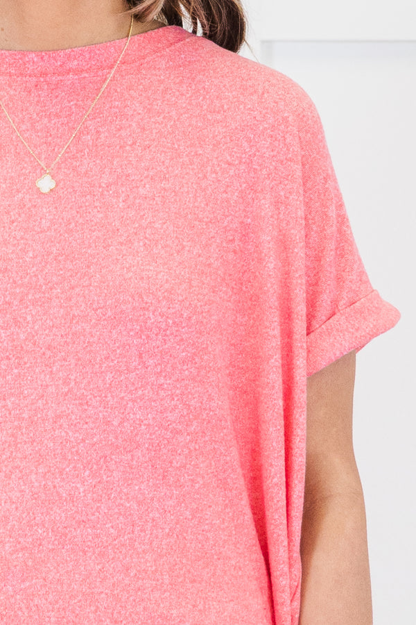 Plus Size fuchsia mélange hacci tee with a crew neck and cuffed short sleeves.