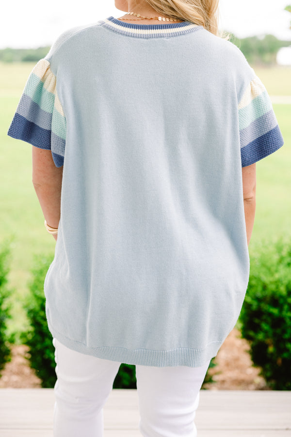 Chic Soul plus size clothing, light blue short sleeve crewneck sweater with white to dark blue stepped gradient on sleeves