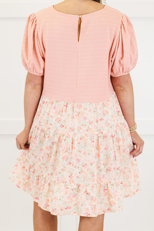 Chic Soul plus size clothing, pink short sleeve tiered mini dress with round neckline with short puff sleeves with tiered white floral skirt
