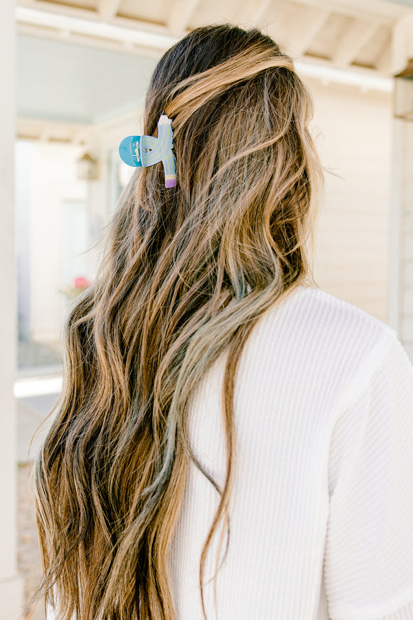 Chic Soul plus size clothing, baby blue medium sized hair clip that resembles a pencil