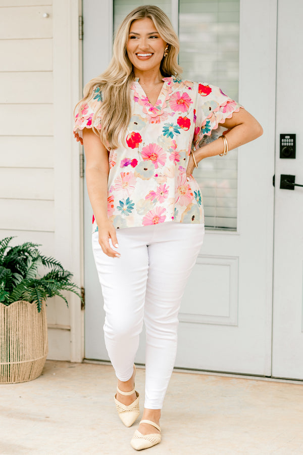 Chic Soul plus size clothing, ivory short sleeve top with multicolored pink and red floral pattern and pastel pink scalloped trim on sleeves and neckline