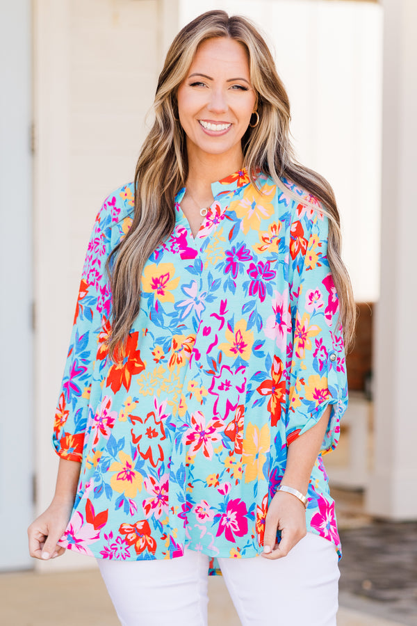 Chic Soul plus size clothing, blue multi floral print top with three quarter length sleeves with v neckline