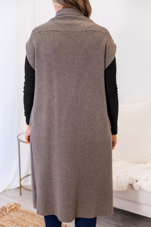 Plus Size knee-length grey sleeveless cardigan with an open front and side pockets.