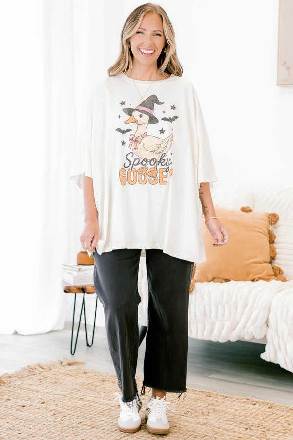 Chic Soul Plus size clothing, ivory graphic tee that has a cartoon goose with a witch hat and bats graphic in the middle of the shirt