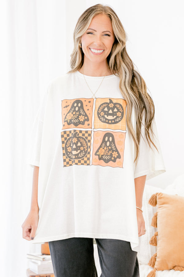 Chic Soul Plus size clothing, ivory short sleeve graphic tee with four squares in the center of the shirt that have pumpkin and ghost graphic 