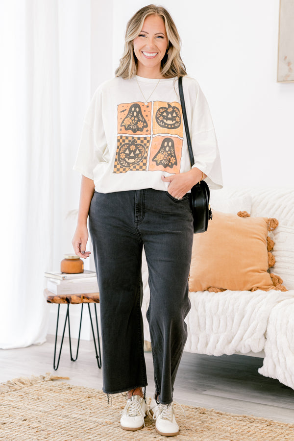 Chic Soul Plus size clothing, ivory short sleeve graphic tee with four squares in the center of the shirt that have pumpkin and ghost graphic 
