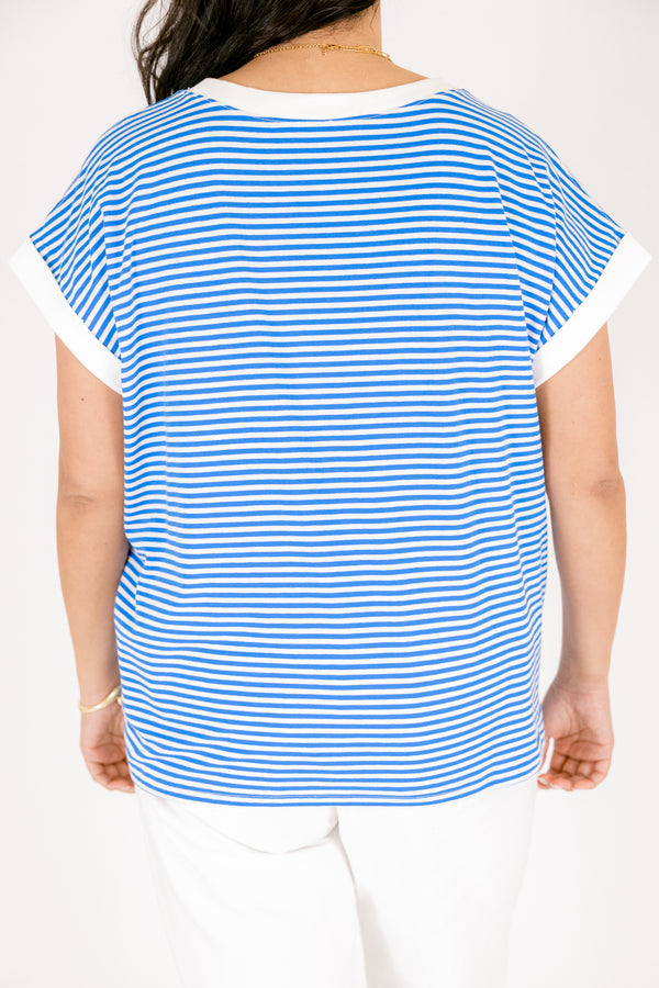 Chic Soul plus size clothing, white and blue horizontal pin stripe short sleeve tee with solid white trim around  the sleeves