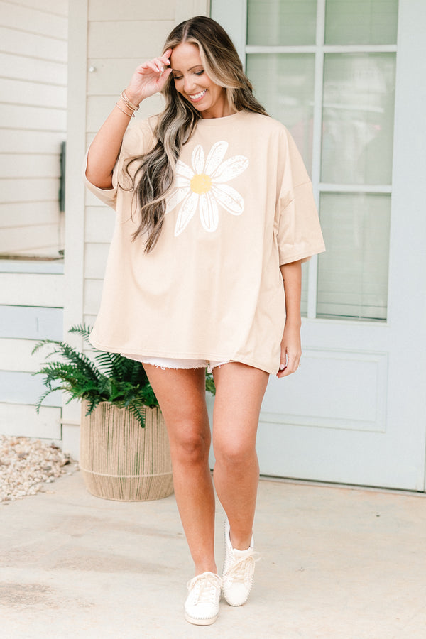 Chic Soul Plus size clothing, light mocha short sleeve graphic tee with a daisy graphic on the center of the shirt 
