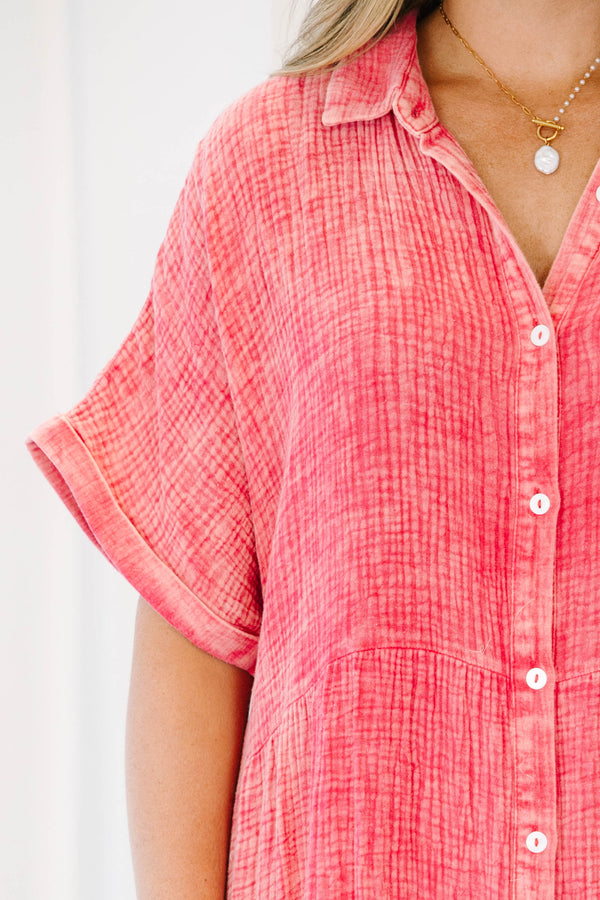 Plus Size pink button-down maxi dress with short sleeves, a collar, and tiered skirt in cotton.
