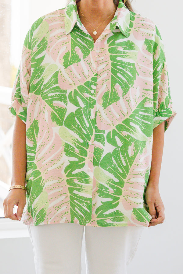 Chic Soul plus size clothing, green short sleeve button up top with collar detail with bubble cuff sleeves with green tropical leaf print