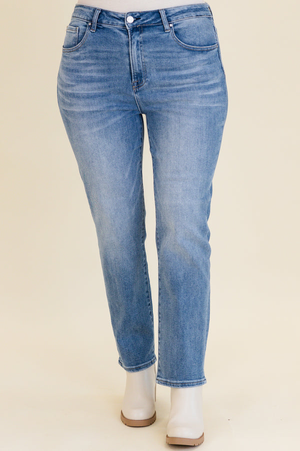 mid-waisted medium-wash straight-leg cropped denim jeans with silver button detailing 
