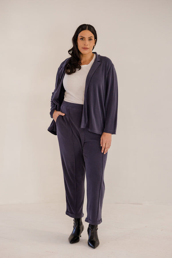 Chic Soul plus size clothing, ink navy long sleeve flowy blazer with collar detail