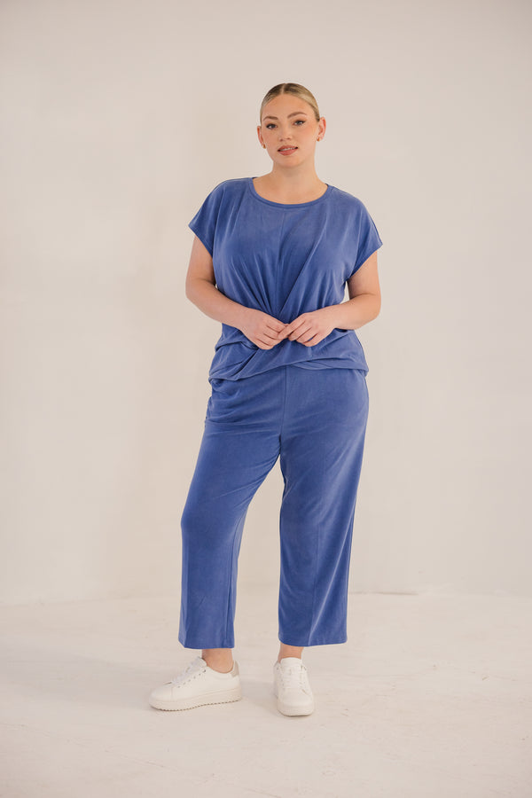 Chic Soul plus size clothing, crop fit flare ponte pant in blue ombre stretchy waistband