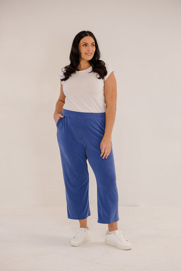 Chic Soul plus size clothing, crop fit flare ponte pant in blue ombre stretchy waistband
