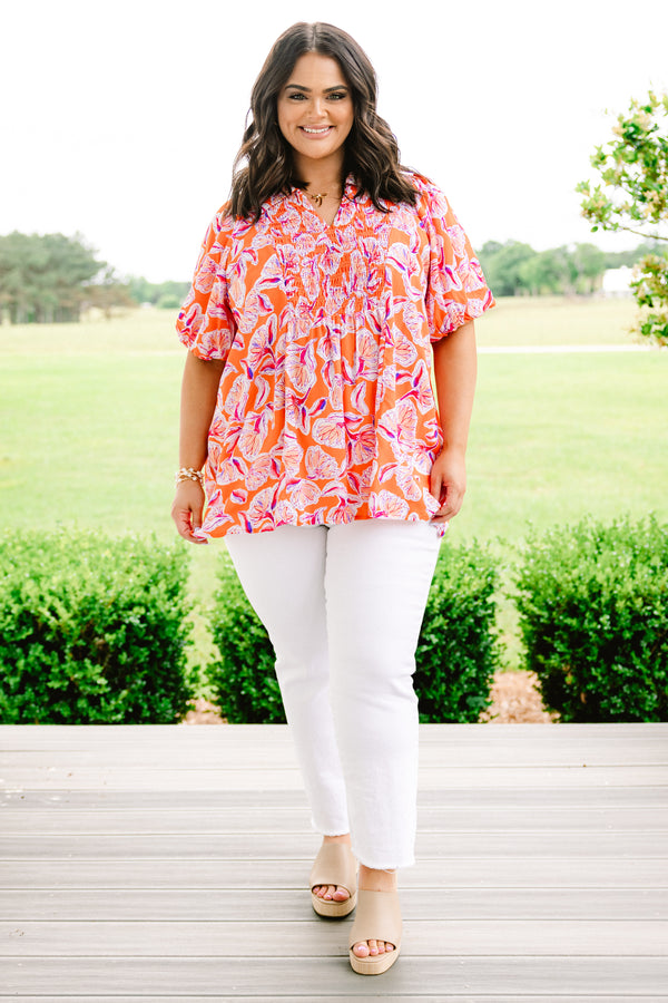 Chic Soul plus size clothing, burnt orange collared casual top with short bubble sleeves and sketch floral design