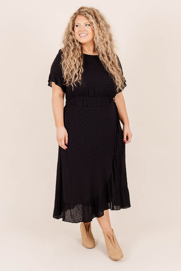 Chic Soul plus size clothing, black short sleeve maxi dress with synching at waist