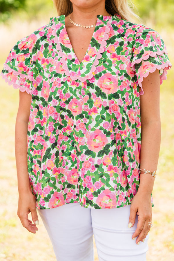 Chic Soul plus size clothing, green and pink floral short sleeve top with pink scallop trim on sleeves and v-neckline