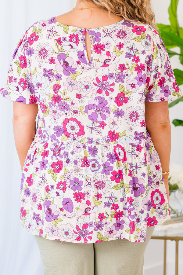 Chic Soul plus size clothing, purple floral short sleeve top with puff sleeves and babydoll detail