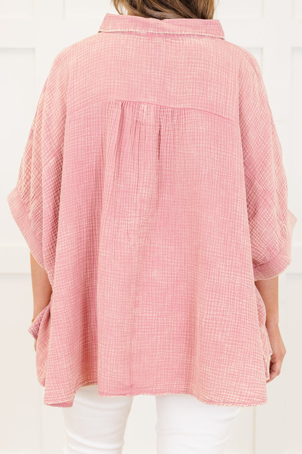 Chic Soul plus size clothing, light rose short sleeve acid wash button up top with collar detail with cuffed sleeves
