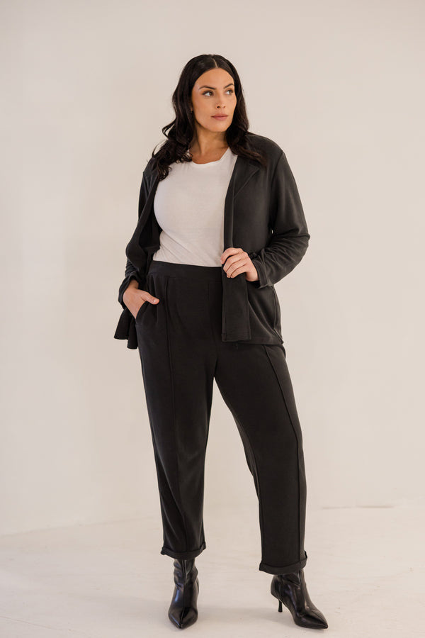 Chic Soul plus size clothing, black long sleeve flowy blazer with collar detail