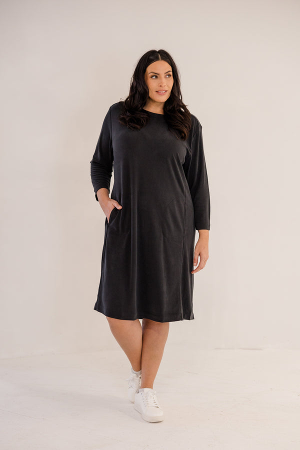 Chic Soul plus size clothing, black solid long sleeve knee length dress with boatneck line with pockets