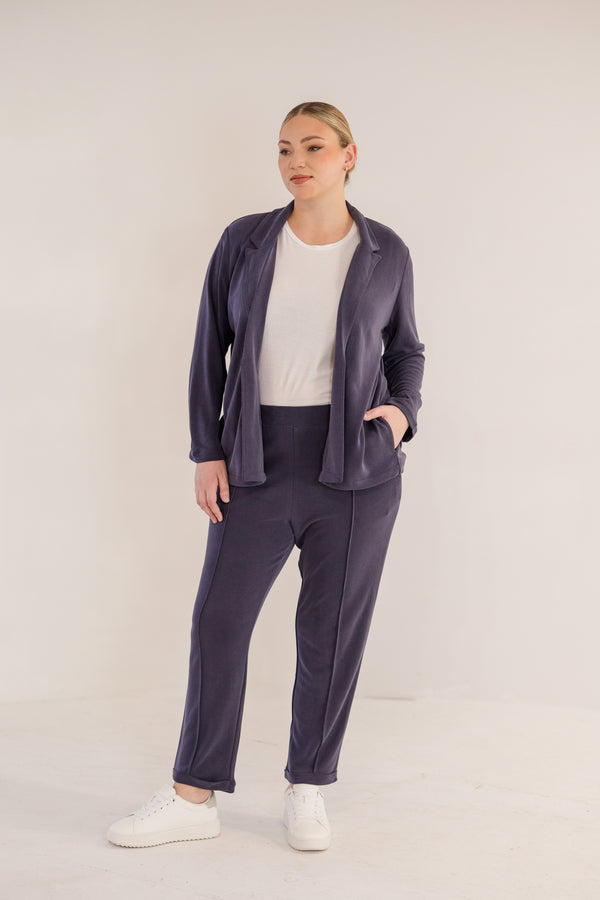 Chic Soul plus size clothing, ink navy long sleeve flowy blazer with collar detail