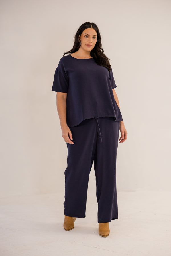 Chic Soul plus size clothing, ink navy straight leg pant with elastic back waistband with button closure in front with pockets