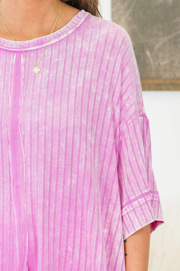 Chic Soul plus size clothing, mauve short sleeve ribbed knit top with outer stitching detail with round neckline