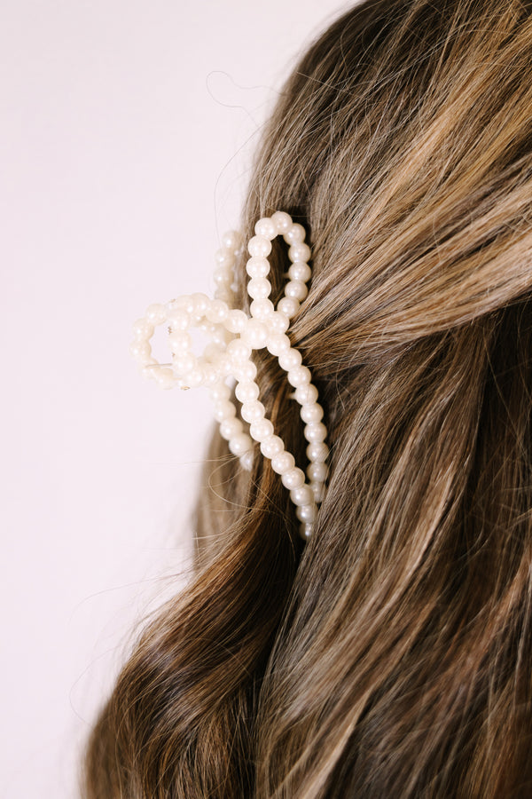 Chic Soul plus size clothing, pearl hair clip
