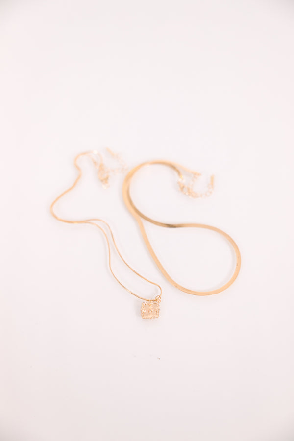 Chic Soul plus size clothing, gold solid chain necklace and gold flower pendant necklace set