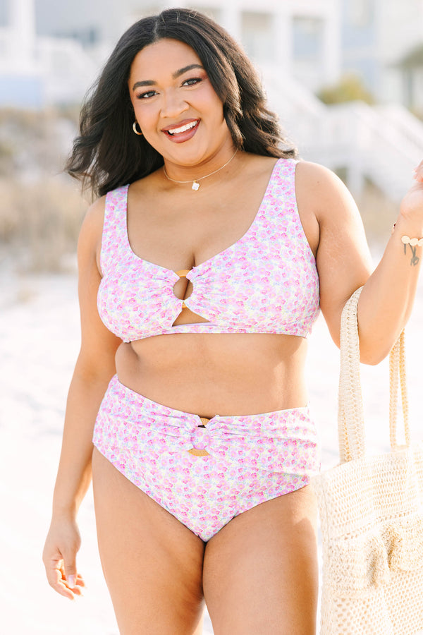 Chic Soul plus size clothing, floral bikini top with a square neckline and a circle cut out in the middle of the top 