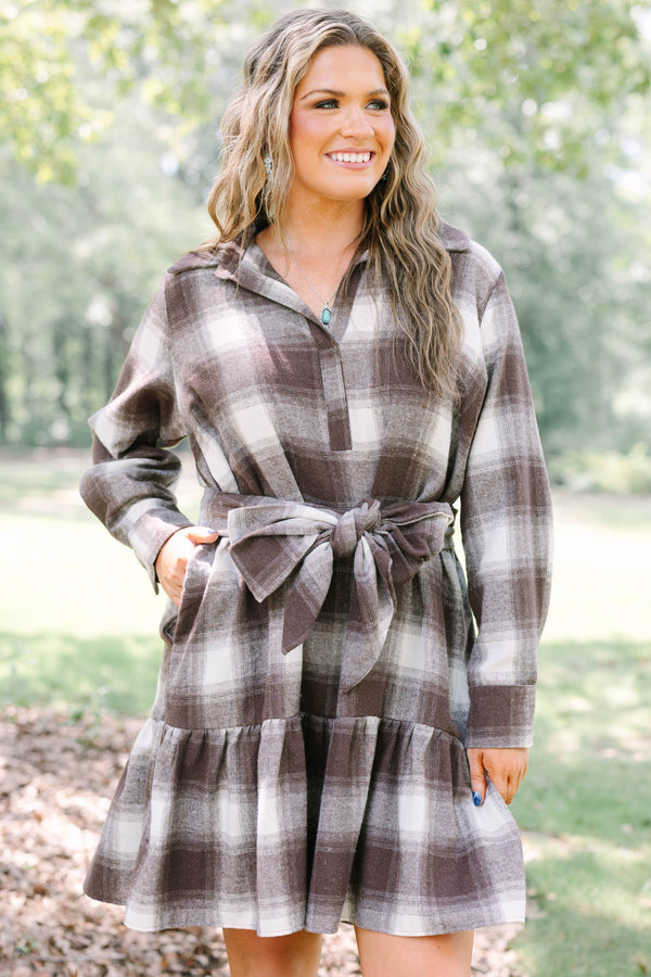 Plus Size brown and white plaid dress with long sleeves, a collared neckline, and a waist tie.