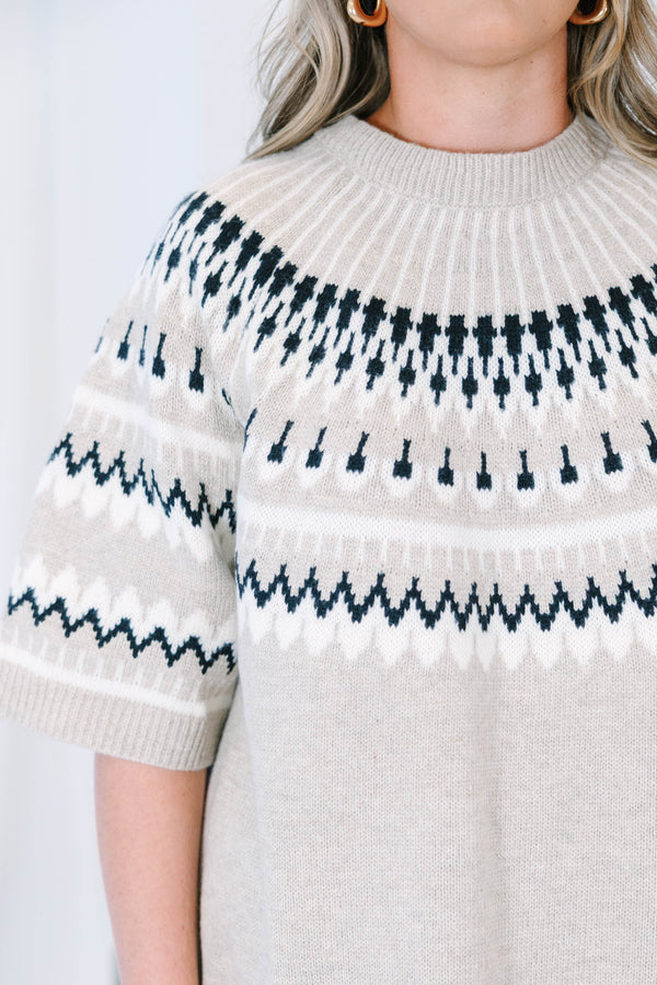 Plus size taupe short-sleeve sweater with a charcoal and white Fair Isle geometric yoke pattern.