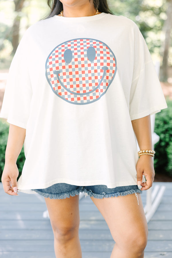 Chic Soul plus size clothing, white short sleeve oversized boyfriend tee with red, white, and blue checkered print smiley face graphic in the middle