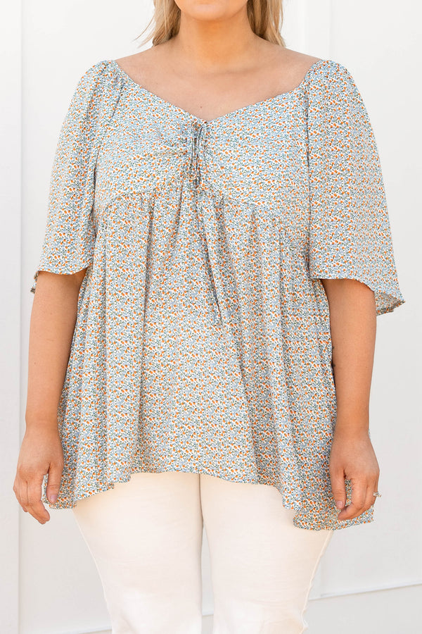 Chic Soul plus size clothing, off white ditzy floral pattern short bell sleeve v neck babydoll top