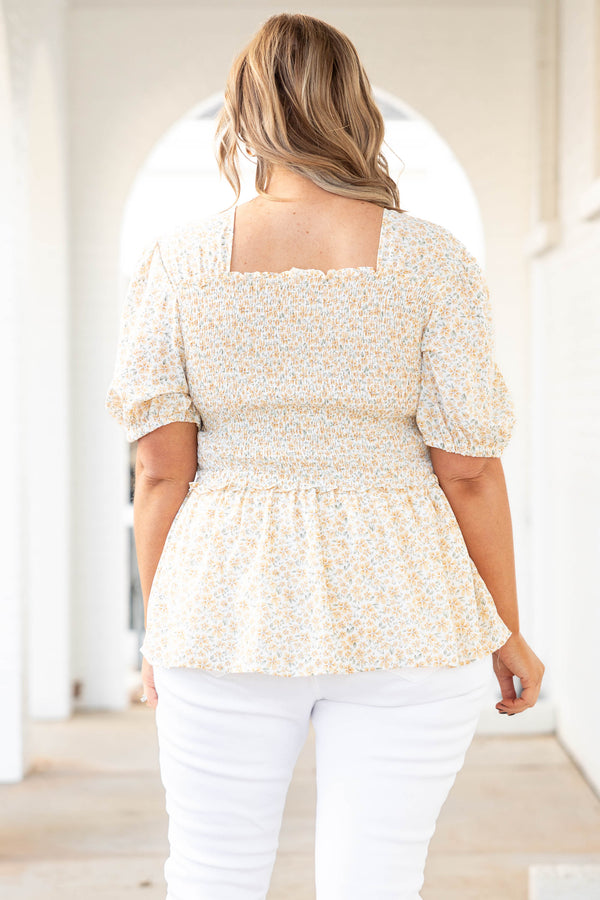 Chic Soul plus size clothing, yellow floral print smocked shirt with puff sleeves