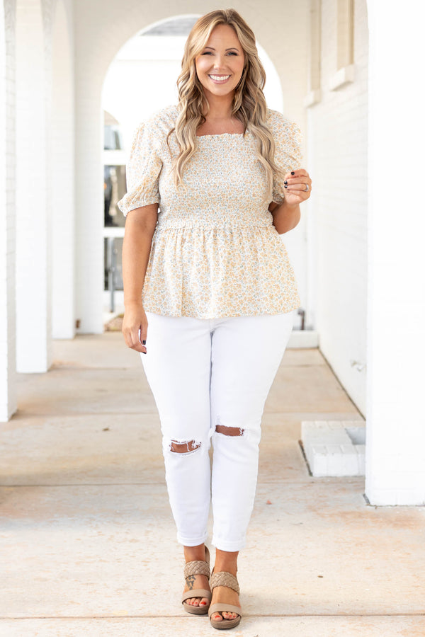 Chic Soul plus size clothing, yellow floral print smocked shirt with puff sleeves