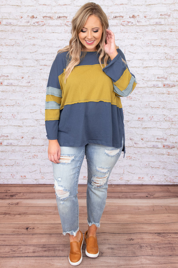 botttoms, jeans, ripped, blue, distressed, boyfriend, light wash 