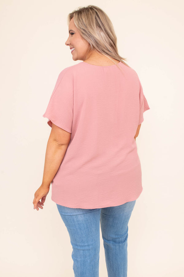 blouse, short sleeve, vneck, center stitching, twist hem, short, longer back, mauve, comfy, spring, summer